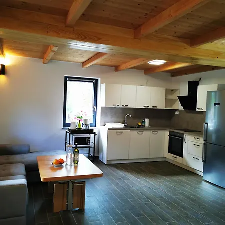 - Goricko Park Apartament Kobilje